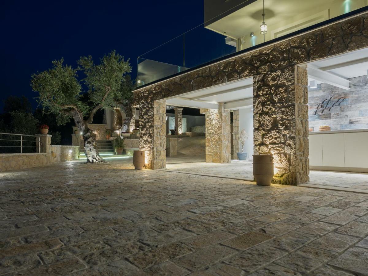 Golden July Luxury Villa Akrotiri  Extérieur photo