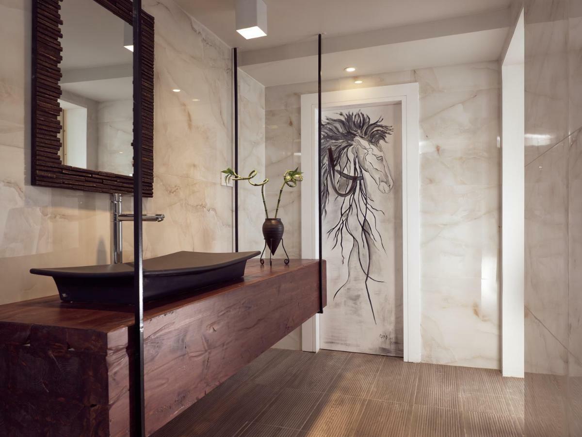 Golden July Luxury Villa Akrotiri  Extérieur photo